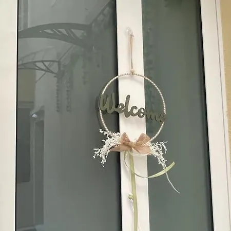 Casa Vacanze Viale Miramare 31- Delizioso Mini Loft Industrial Trieste Exterior foto