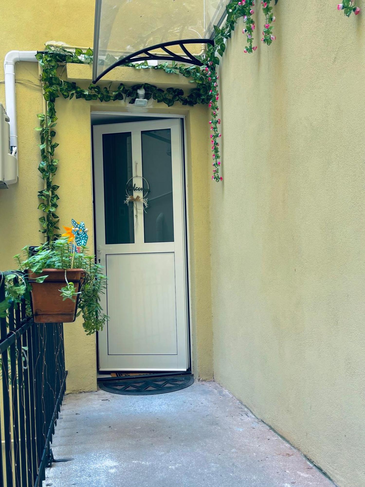 Viale Miramare 31- Delizioso Mini Loft Industrial Apartamento *